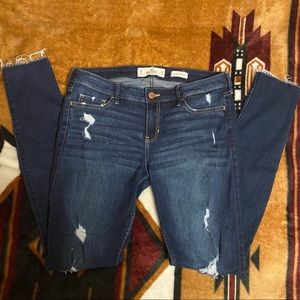 Hollister Distressed Super Skinny Jeans